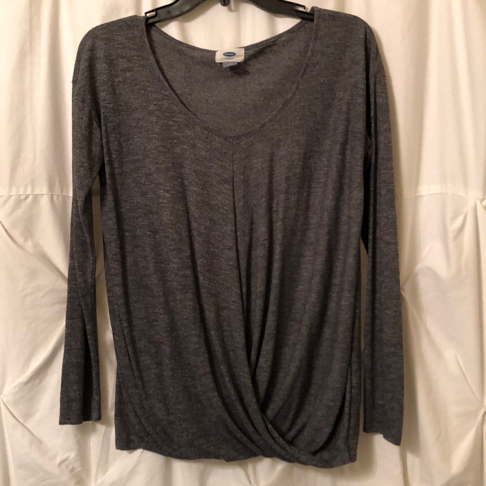 Gray top